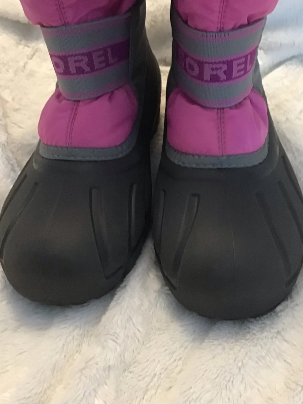 Sorel Youth Girls Snow Boots. Pink and Gray, Insulated, Waterproof, Size 5.